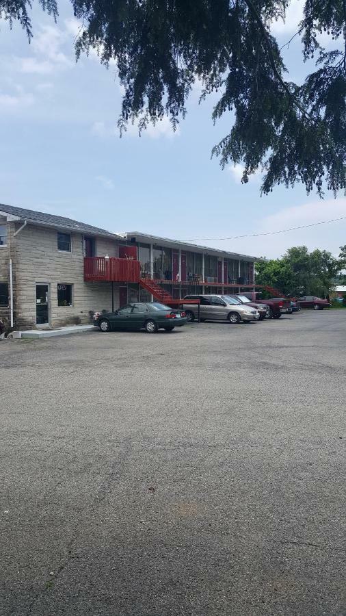 Mound Haven Motel Brookville Bagian luar foto